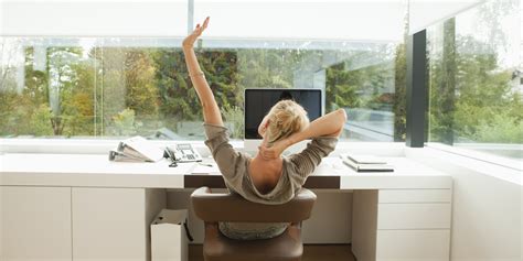 5 Office Yoga Poses That Wont Freak Out Your Coworkers Huffpost