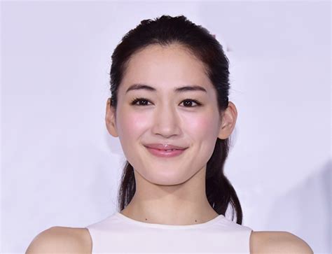 2:22 チャンネルものまね好き 1 884 398 просмотров. 綾瀬はるか、「アクション女優」としての魅力 ストイック ...