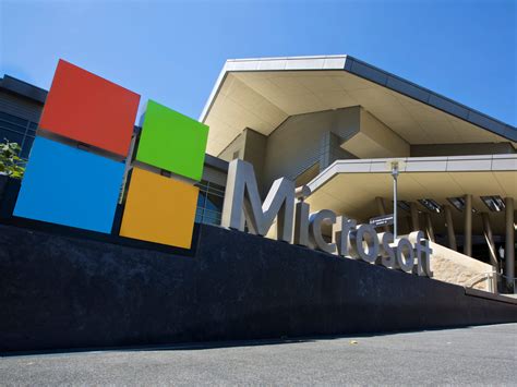Microsoft Will Open Up Its Us Headquarters To More Employees By The End