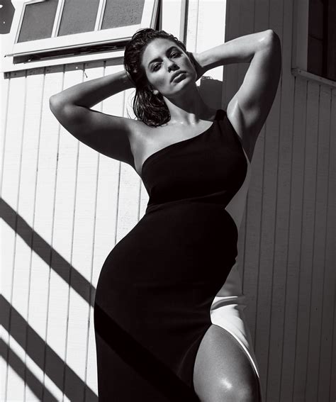 Models Ashley Graham Gigi Hadid Kendall Jenner On Diverse Beauty Being The Norm Vogue