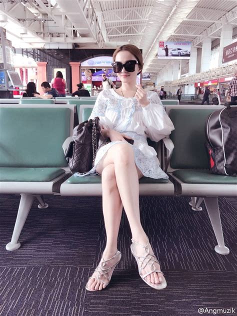 Angela Shao Han Chang S Feet