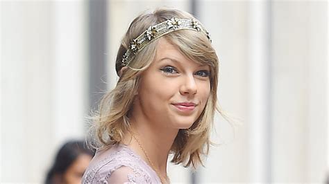 Taylor Swifts Latest Doppelgänger Is Someones Grandma Huffpost