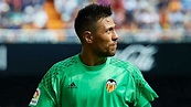 Diego Alves wants to sign new Valencia contract - ESPN FC