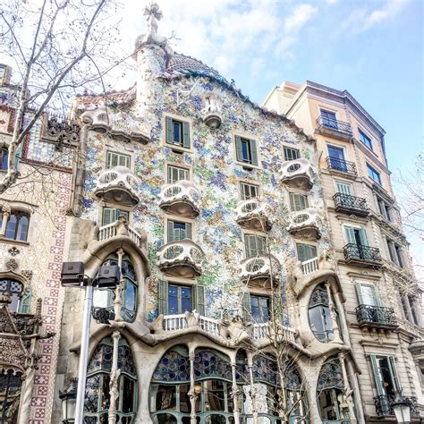 Antoni Gaudí Gaudi Building Design Barcelona