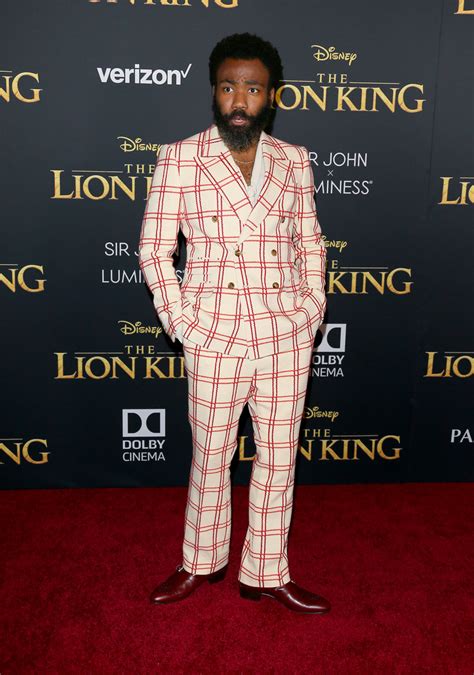 Donald Glovers Lion King Suit Is Your Masterclass In 70s Style