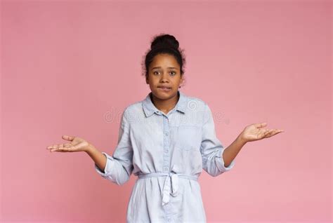 182 Black Teen Girl Looking Confused Stock Photos Free And Royalty Free
