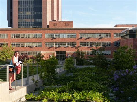 4 settimane corso di gruppo (max 12 studenti) di lingua e cultura italiana. Summer Discovery UCLA Corsi estivi per ragazzi a Los ...