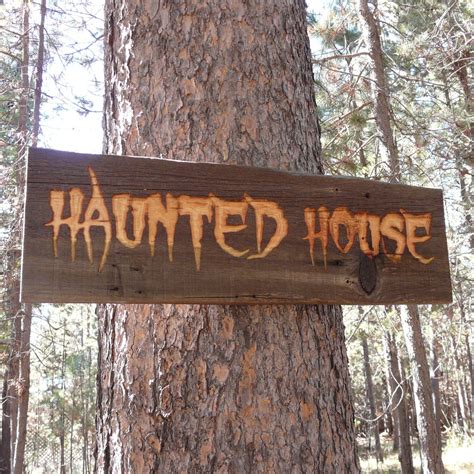 Haunted House Halloween Ornament Sign Creepy Horror Scary