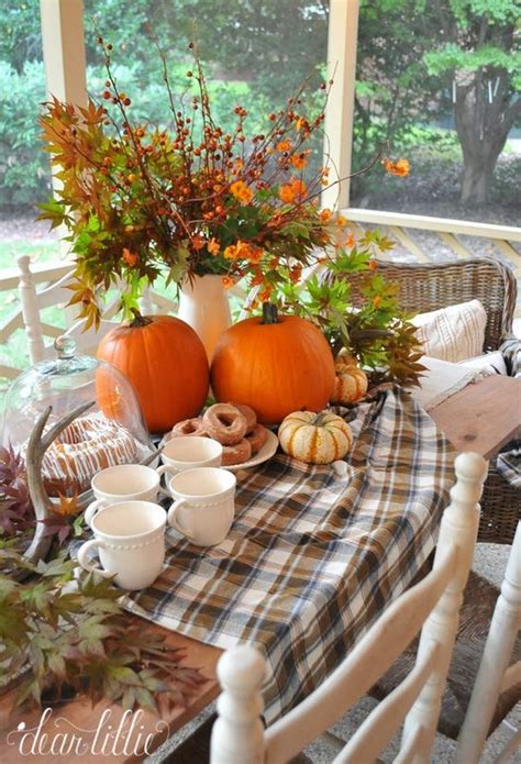 25 Plaid Fall Décor Ideas For A Cozy Touch Shelterness