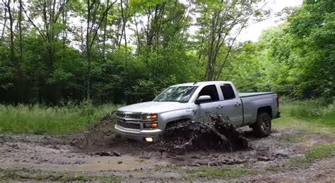 2015 Silverado Gets Pushed To The Limit Off Roading In The Mud
