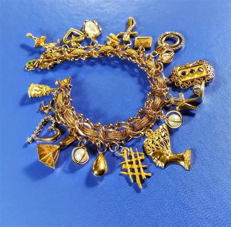 Vintage Gold Charm Bracelet Woven Gold Bracelet Exquisite Vintage