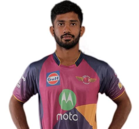 Rahul tripathi was dismissed by siraj after scoring 1 runs while nitish rana was bowled out for a duck. Rahul Tripathi Wiki, Biography, Age, Matches, Team - News Bugz