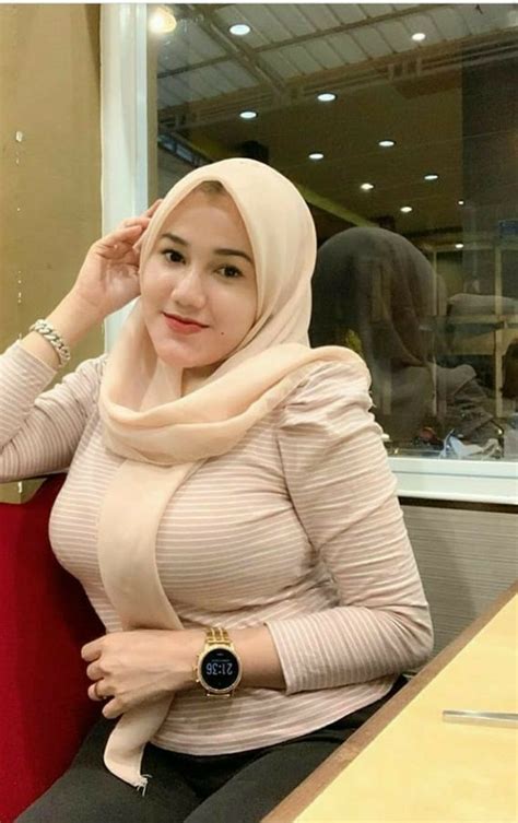 Pin Oleh Fernandordzideal Di Gaya Hijab Hijab Chic Gaya Hijab Gadis Bikini