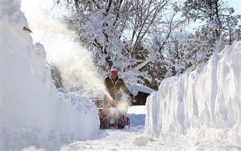 Buffalo Weather Snow Buffalo New York Just Surpassed 100 Inches Of