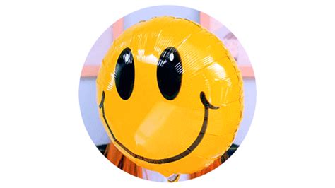 Smiley Face  Find And Share On Giphy