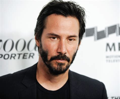 Aos 48 Anos Keanu Reeves Continua Solteiro