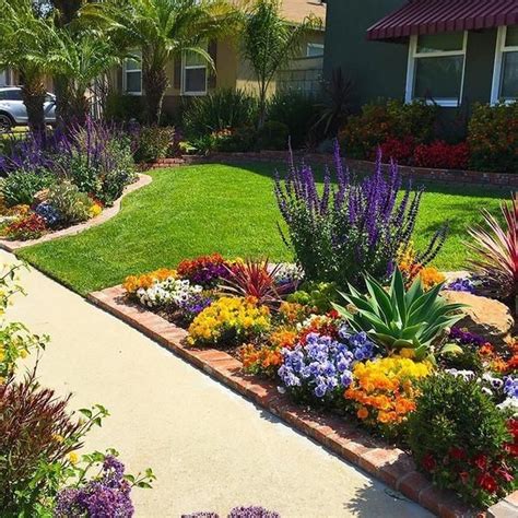 How To Landscape A Front Yard Flower Bed