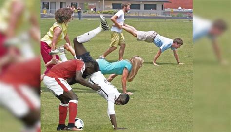 Find and save pogba memes | from instagram, facebook, tumblr, twitter & more. Paul Pogba: los mejores memes de su caída en la Eurocopa ...