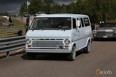 Ford Econoline E 100 Van