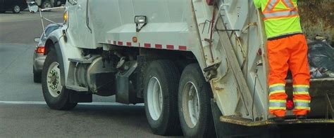 Garbage collection in java is a process by which the programs perform memory management automatically. Garbage Collection