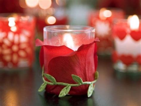 42 Amazing Romantic Candle Decoration Ideas For Valentines Day