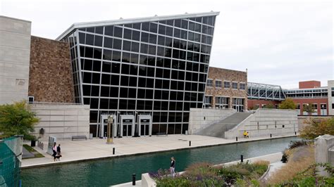 Indiana Reopening What To Know About Museums Entertainment Venues