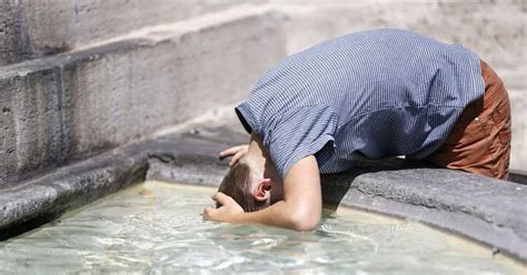 Caldo killer, due operai sono morti dopo ore di lavoro ...