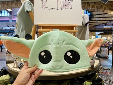 Photos New Baby Yoda The Child Hat Lands In Walt Disney World Wdw