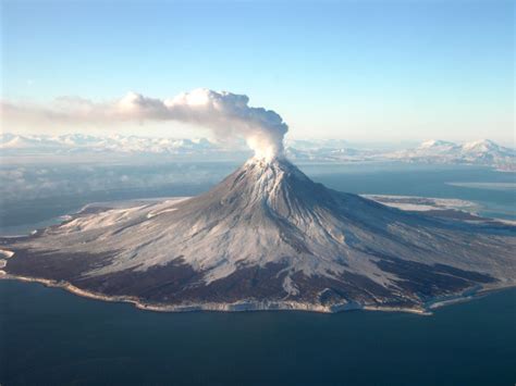 Few People Know This Volcanic Eruption In Alaska Blacked Out The Sky