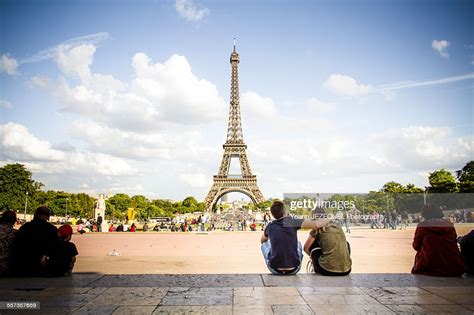 Romantic Love In Paris Eiffel Tower High Res Stock Photo Getty Images