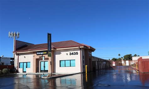 Rancho lone mountain storage offers everything our customers need to have peace of mind. Self Storage in Las Vegas, Nevada | StorageOne Decatur ...