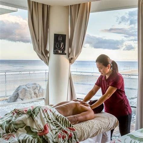 Spa In The Sky Waikiki Honolulu Massage With Ocean View In 2022 Waikiki Honolulu Hotels
