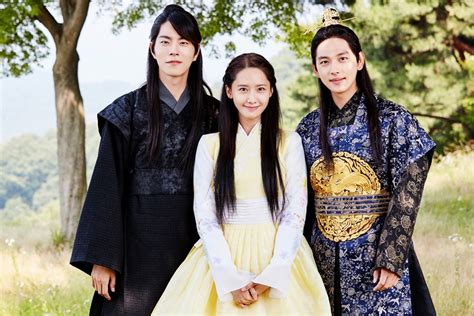 Various formats from 240p to 720p hd (or even 1080p). » The King Loves » Korean Drama