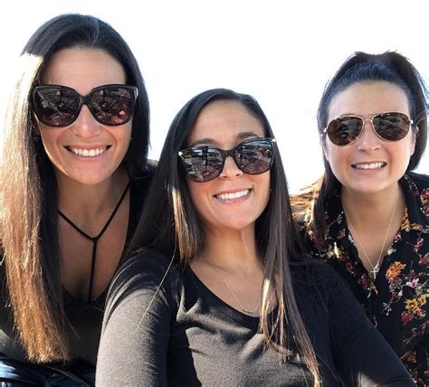 A collection of facts like salary, net worth, married, girlfriend, affair, dating, career. Sammi Giancola - Bio, Net Worth, Engaged, Husband, Parents,