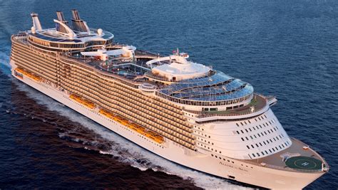 Worlds Largest Cruise Ship Slowed By Propulsion Issue