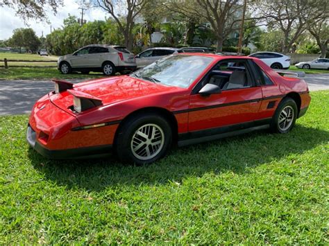 1986 Pontiac Fiero Gt 4 Speed Manual V6 Only 67000 Miles Very Clean No