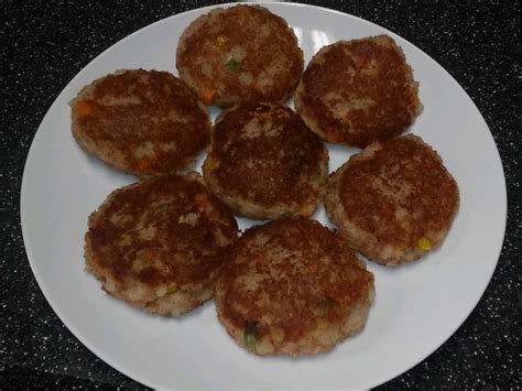 Chop up your corned beef and potatoes, fry with onions, and serve as a wondering how to make corned beef hash? Okazuya Style Corned Beef Hash Patties - Tasty Island