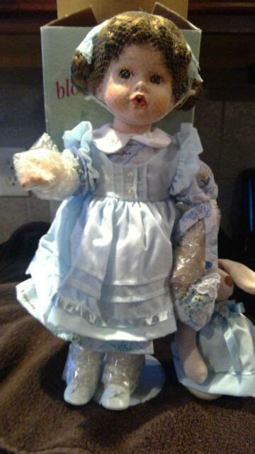 Porcelain Blowing Kiss Doll Ebay