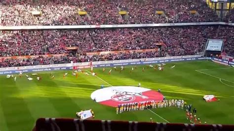 Die kompakte ansicht aktueller transfergerüchte (zugänge). 1.FC Köln Hymne live im Stadion - YouTube