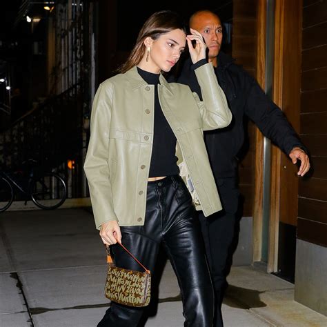 Kendall Jenner Revives A Major ’00s It Bag Vogue