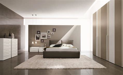 Camere complete anta battente moderne. Letto matrimoniale moderno per alberghi e camere da letto ...