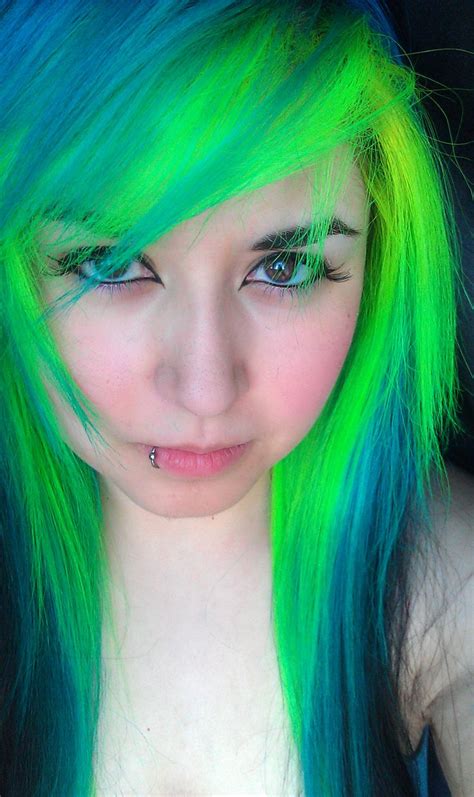 Green Hair Girl Nude