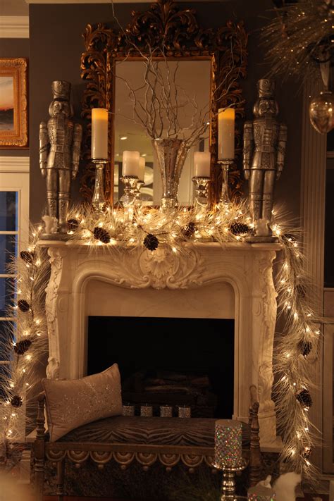 10 Christmas Decoration Ideas For Fireplace
