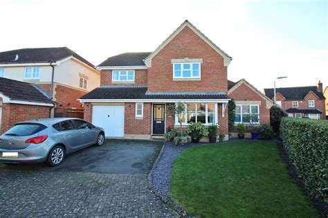 Ashby Drive Barton Le Clay Mk45 4 Bed Detached House £575000
