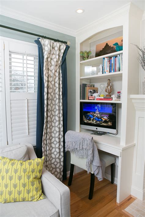 Living Room Office Combination Built In Bookshelvesdesktv Space