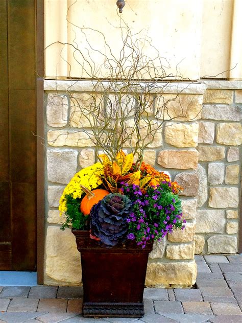 10 Fall Planters For Front Porch