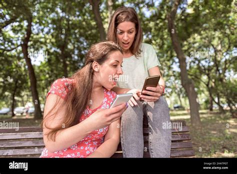 Two Girls Surprised Social Media Unexpected Youth Millennial Friendship