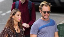 Jude Law Hangs Out with Daughter Iris in London | Iris Law, Jude Law ...