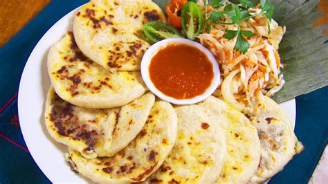 pupusas a traditional salvadoran dish unomastaquiza