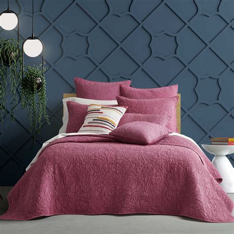 Dakota Kingcal King 3 Piece Quilt Set Fuchsia